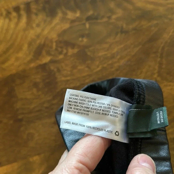 Wild Fable faux leather leggings size Small as new condition - Picture 6 of 7